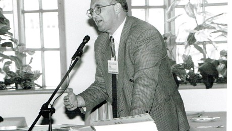 Geoffrey Lipman in 1990s 460x260